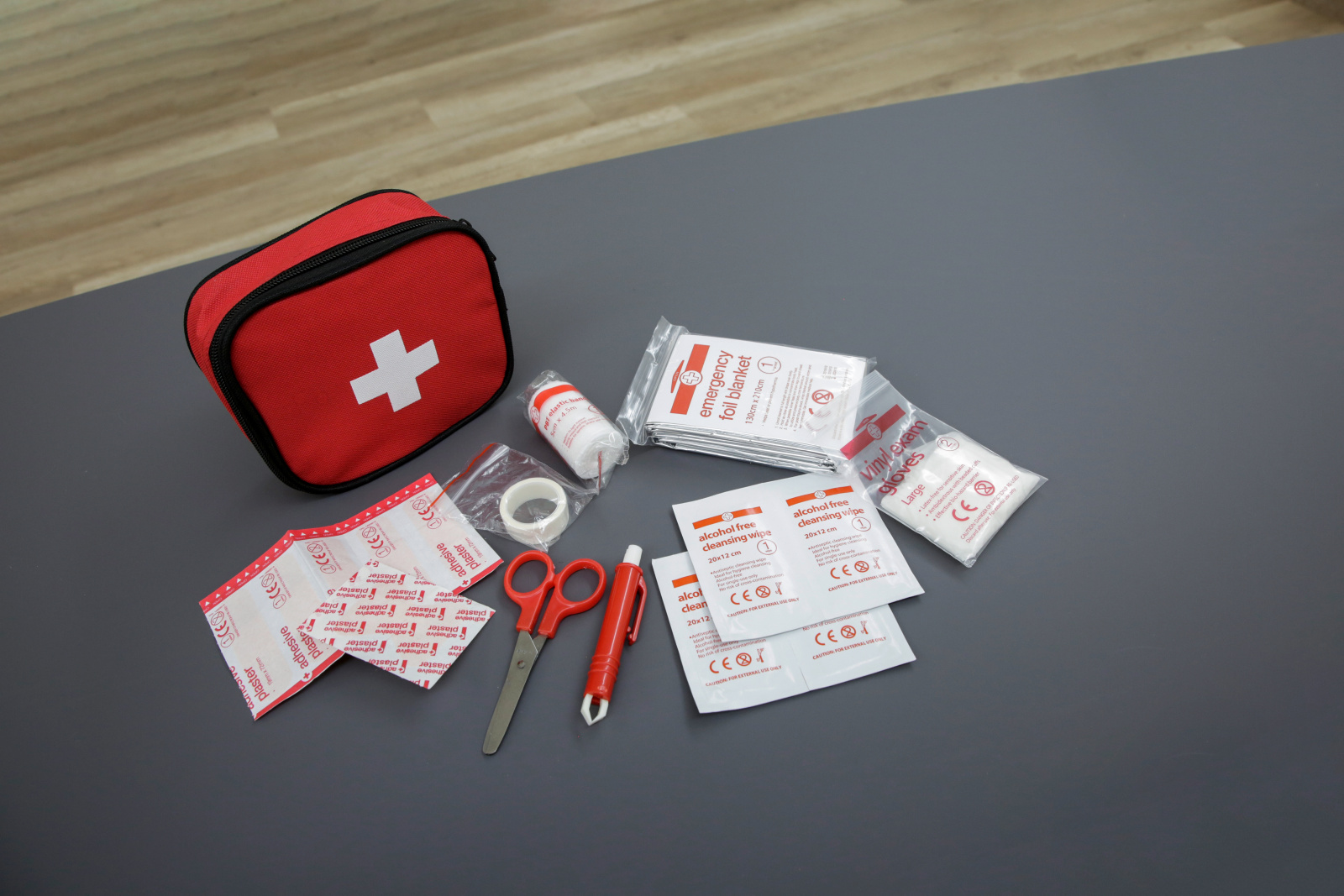 Kerbl Pet First Aid Bag kit pronto soccorso cane