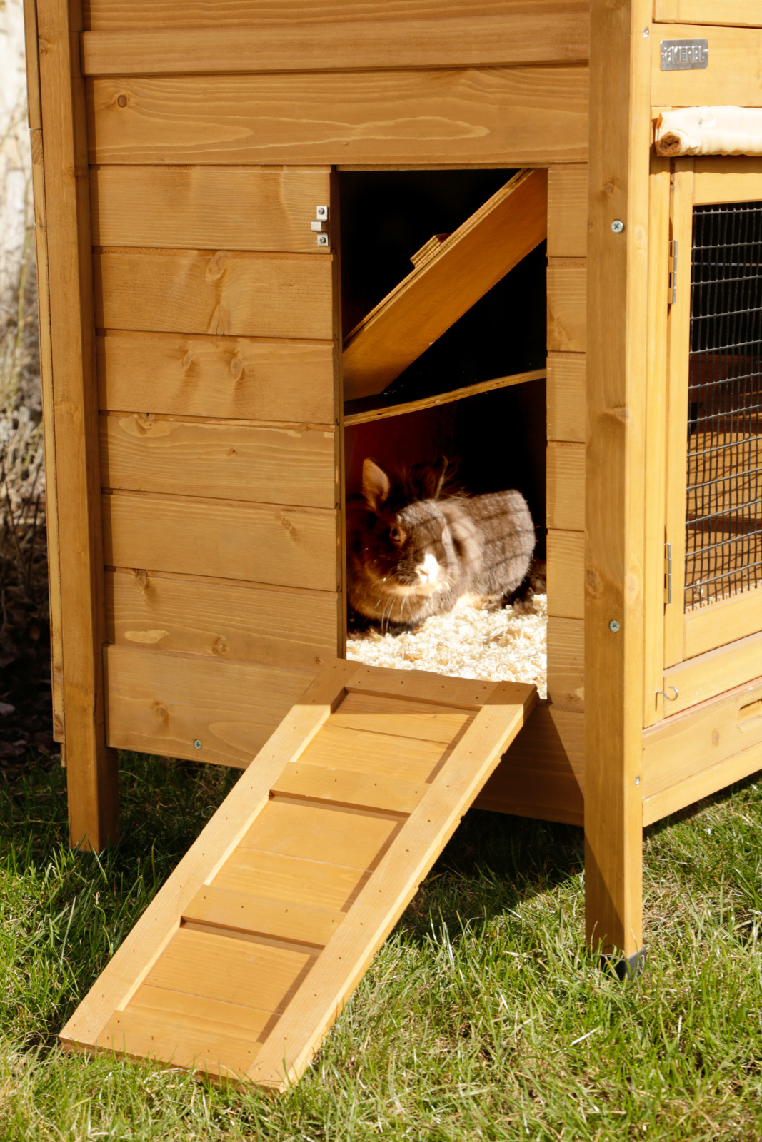 Kerbl Pet Appartement Pro conigliera esterno legno 118 cm