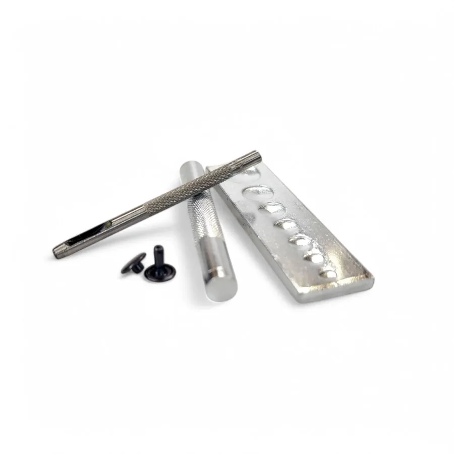 Toscani Strumenti kit creare collari e guinzagli