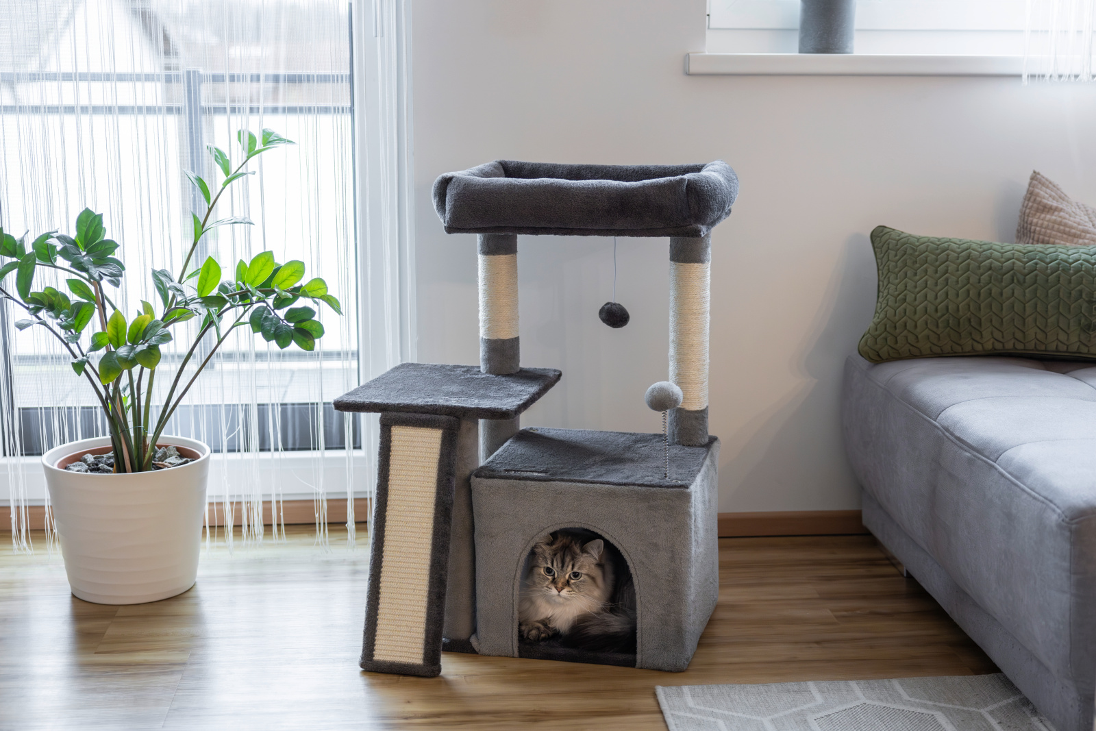 Kerbl Rosalie Albero Tiragraffi Gatto con Grotta in Sisal