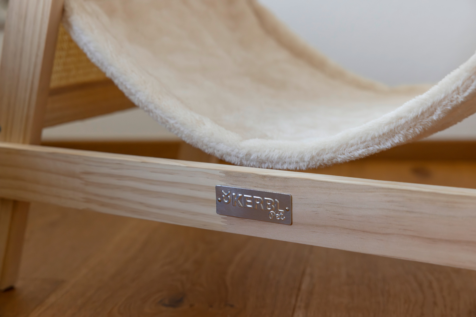 Kerbl Pet Ladder torre tiragraffi in legno con amaca