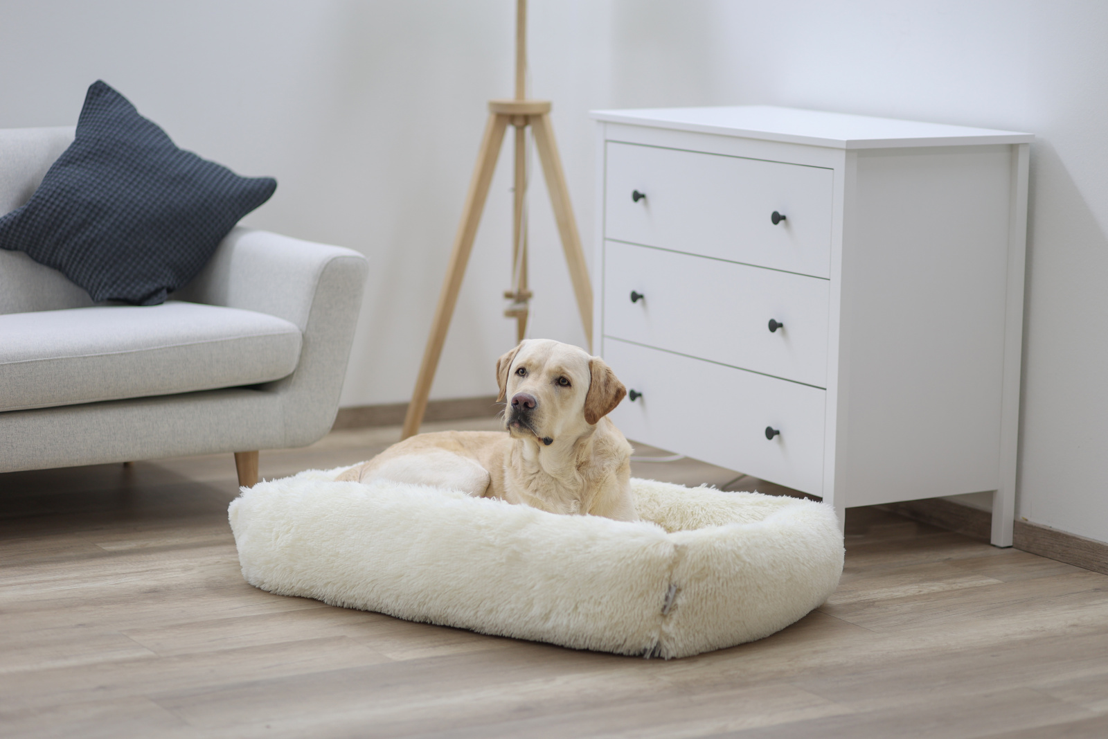 Kerbl Pet Snugly Bed Fluffy letto cane ciambella morbido