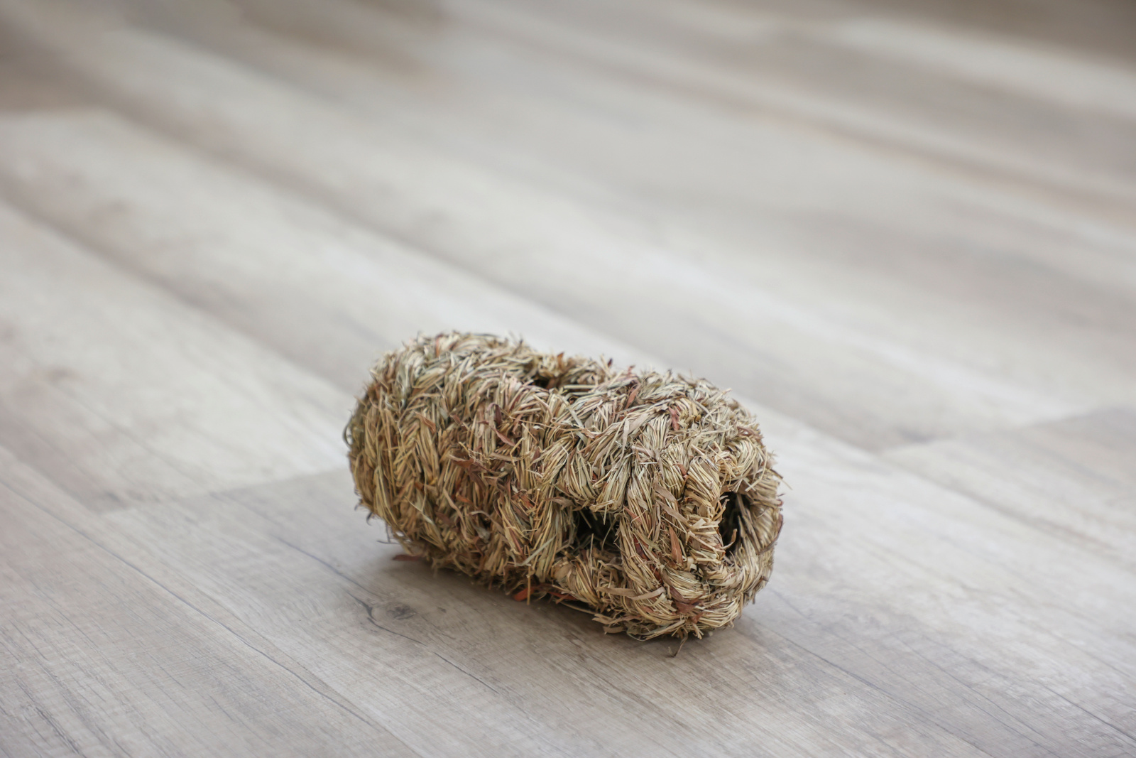 Kerbl Pet Tubo Erba Naturale 6 Fori per Criceti e Topi