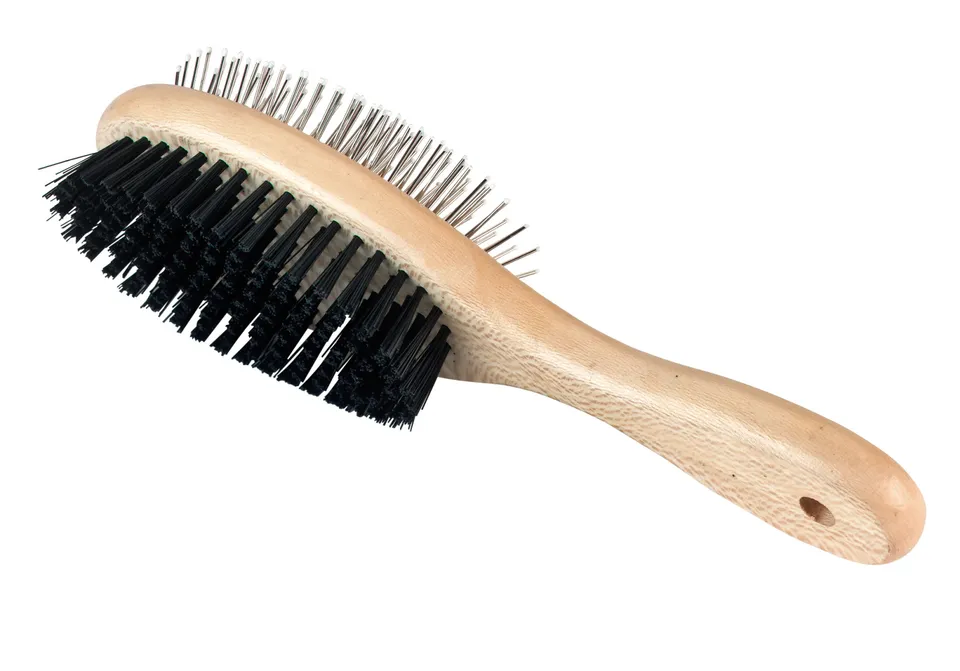 Kerbl Pet Double Brush spazzola doppia in legno per cani