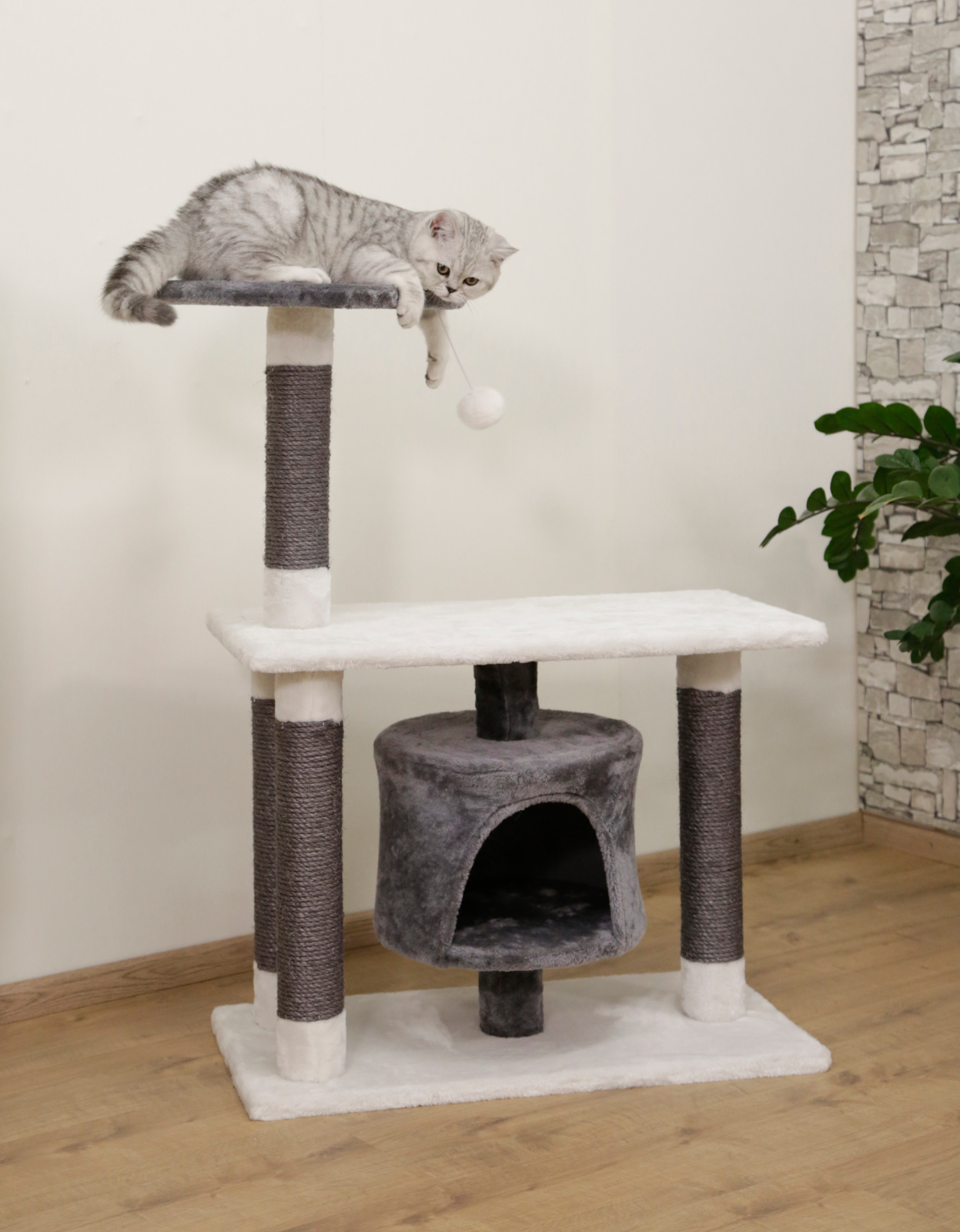 Kerbl Jade Darklight Albero Tiragraffi Sisal per Gatti