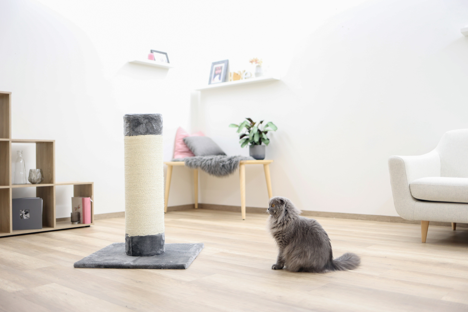 Kerbl Pet Opal Ultra tiragraffi colonna gatto sisal naturale