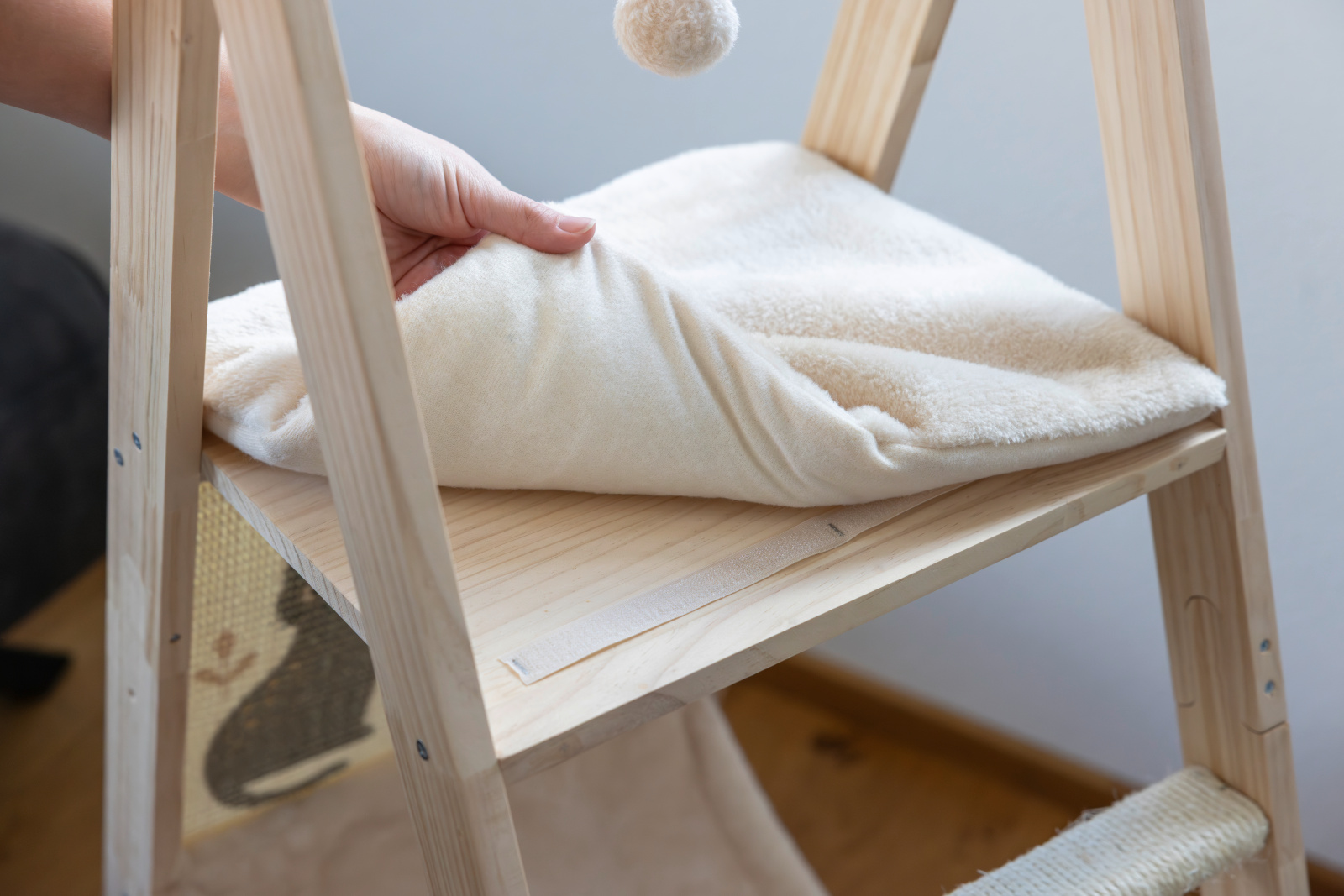 Kerbl Pet Ladder torre tiragraffi in legno con amaca