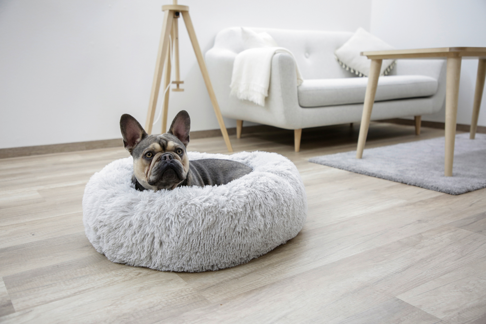 Kerbl Pet Snugly Bed Fluffy cuccia ciambella cani gatti