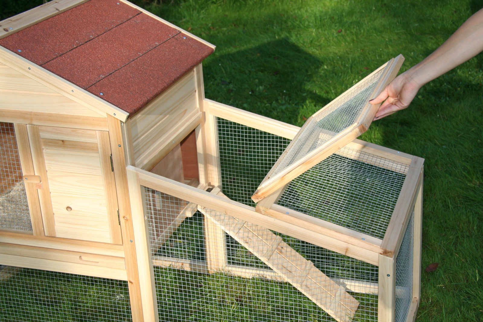Kerbl Pet Freetime Casa per Roditori con Recinto Legno Verniciato