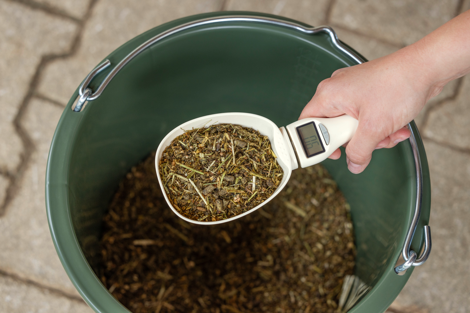 Kerbl Pet Feed Scoop Misurino Digitale Mangime con Tara