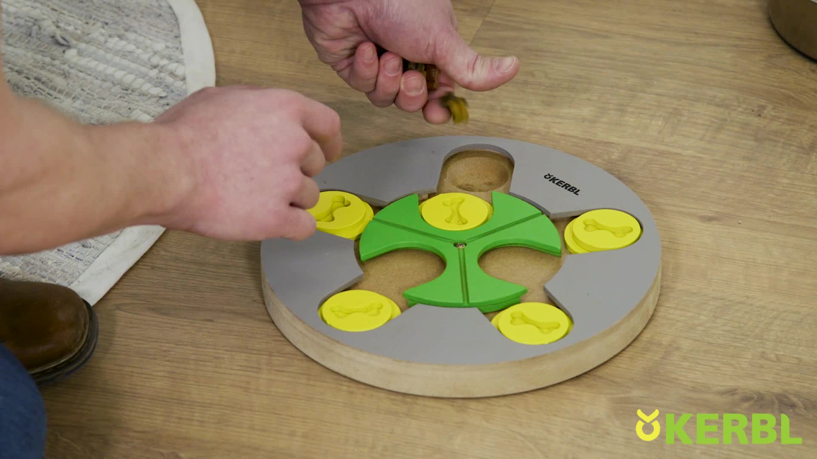 Kerbl Pet Switch gioco intelligenza legno per cani