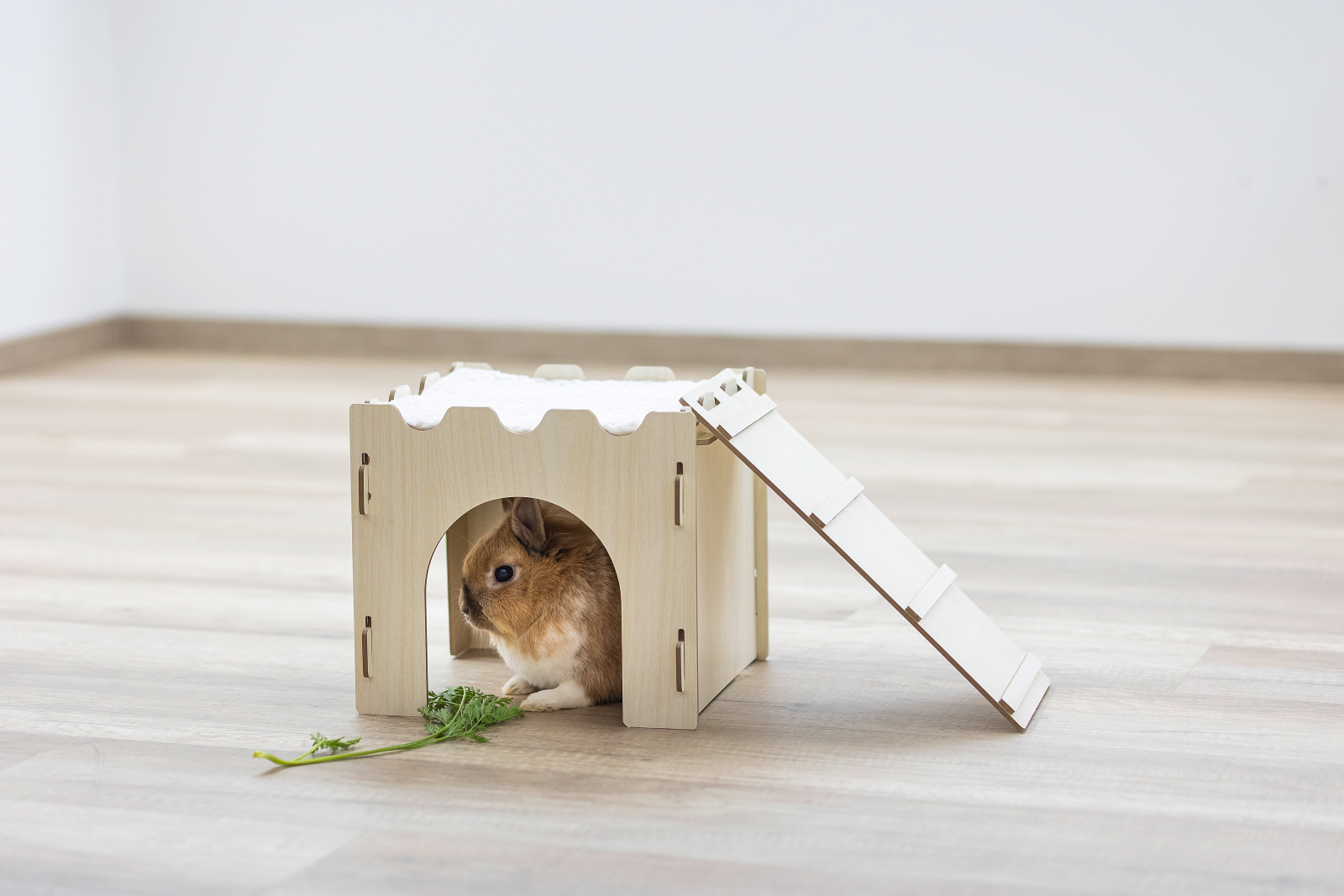 Kerbl Rodent Castle Casetta Roditori Legno con Rampa Cuscino