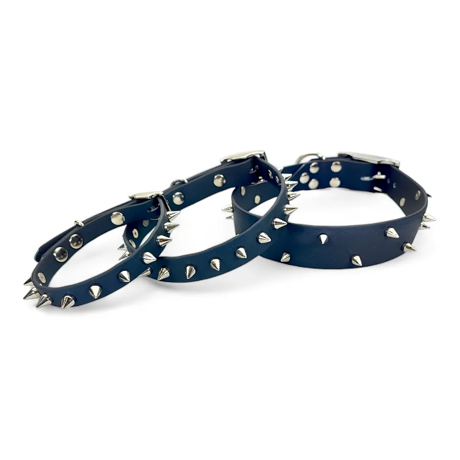 Toscani Waterproof Collare Borchiato a Punta per Cani su Misura