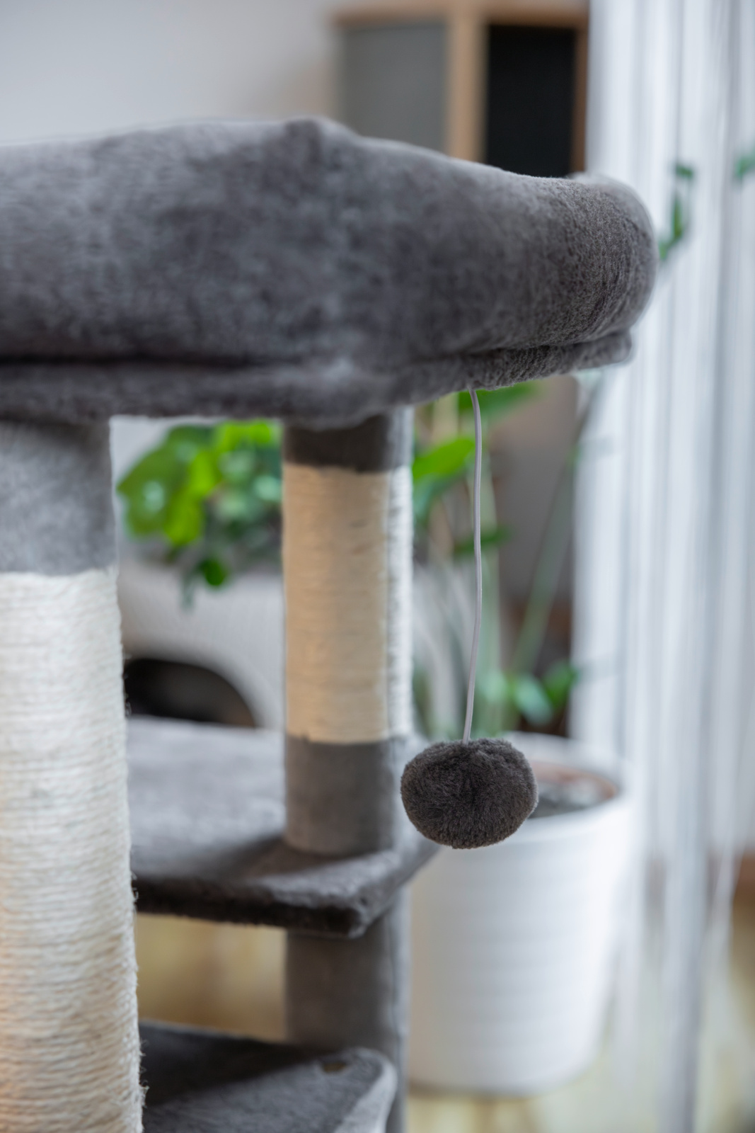 Kerbl Rosalie Albero Tiragraffi Gatto con Grotta in Sisal