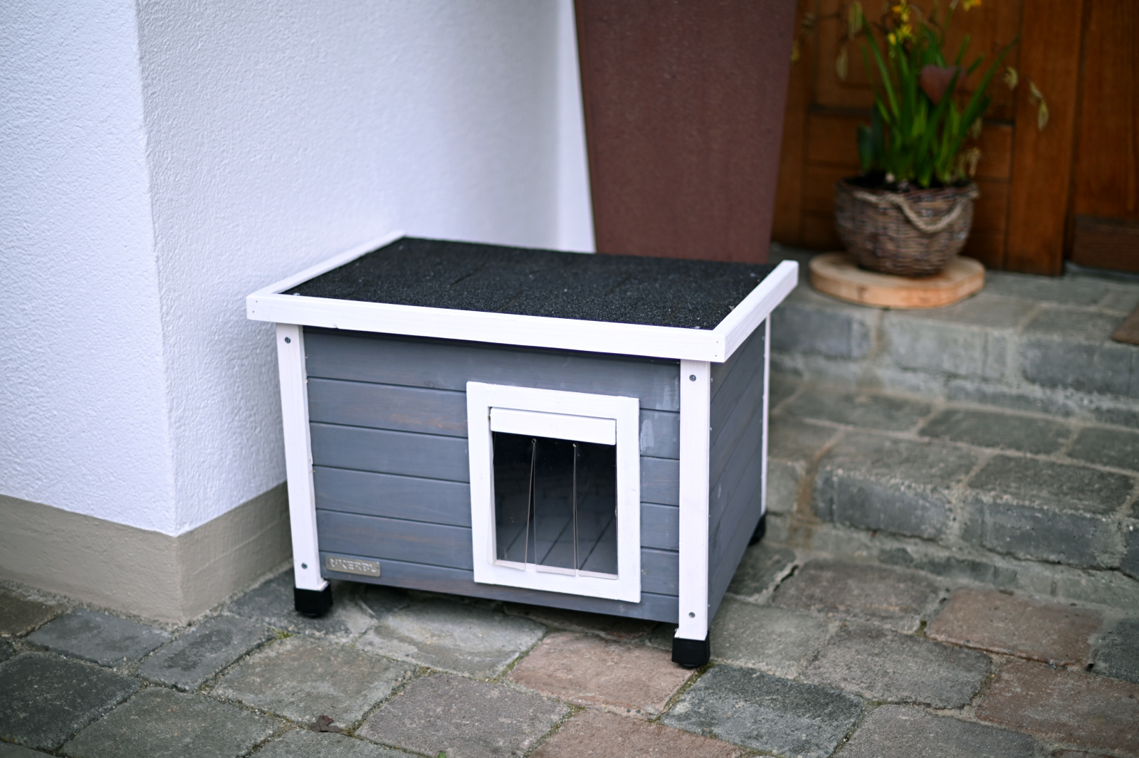 Kerbl Pet Cat House Rustica casetta gatto esterno legno