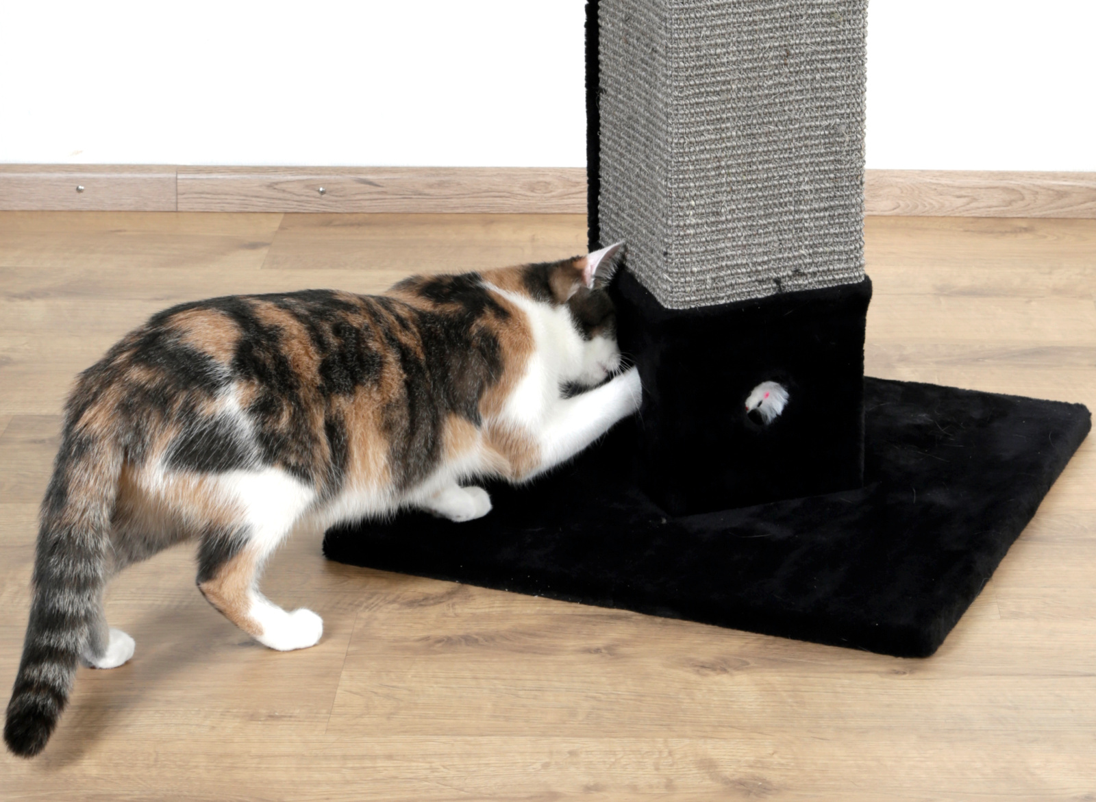 Kerbl Pet Cat Scratch tiragraffi 4 angoli sisal con topini