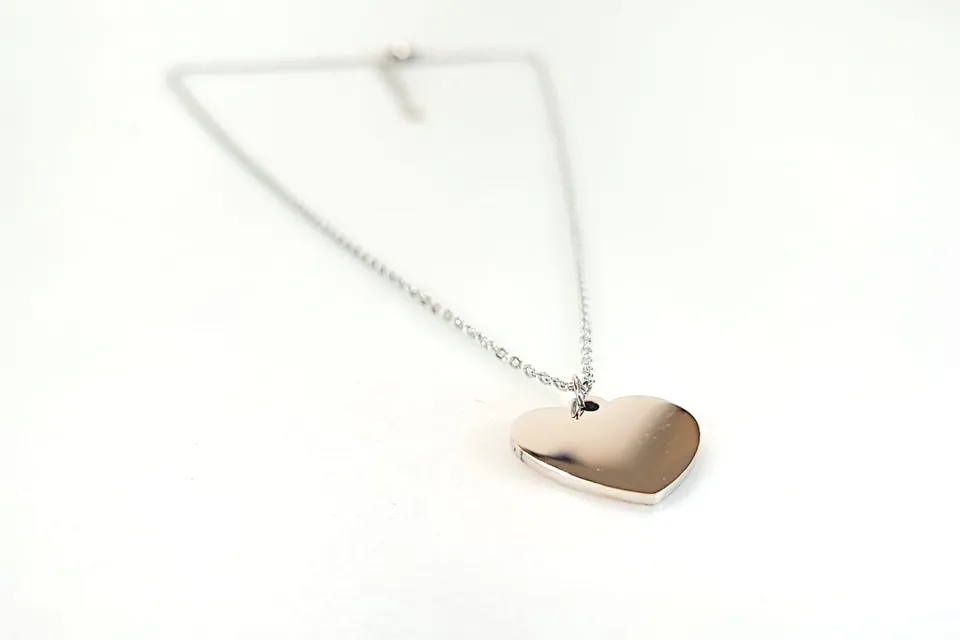 Toscani Gadget collana cuore acciaio argento incisa