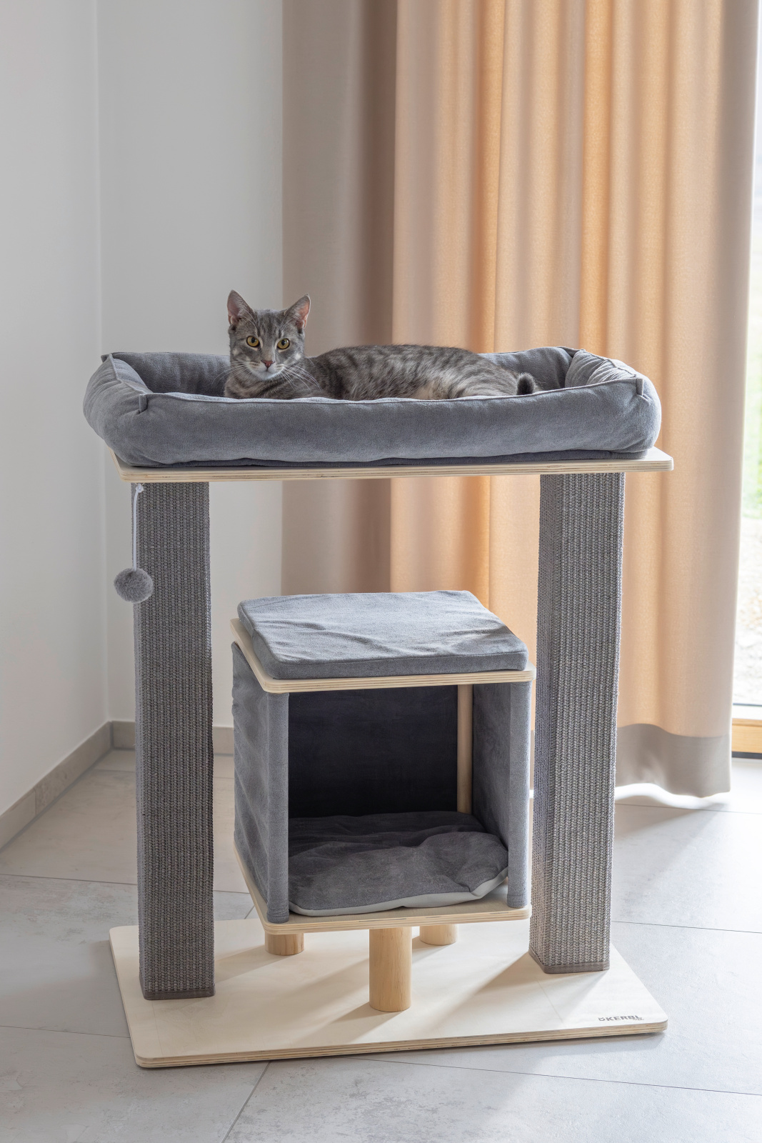 Kerbl Pet Noah III albero tiragraffi gatto con cuccia
