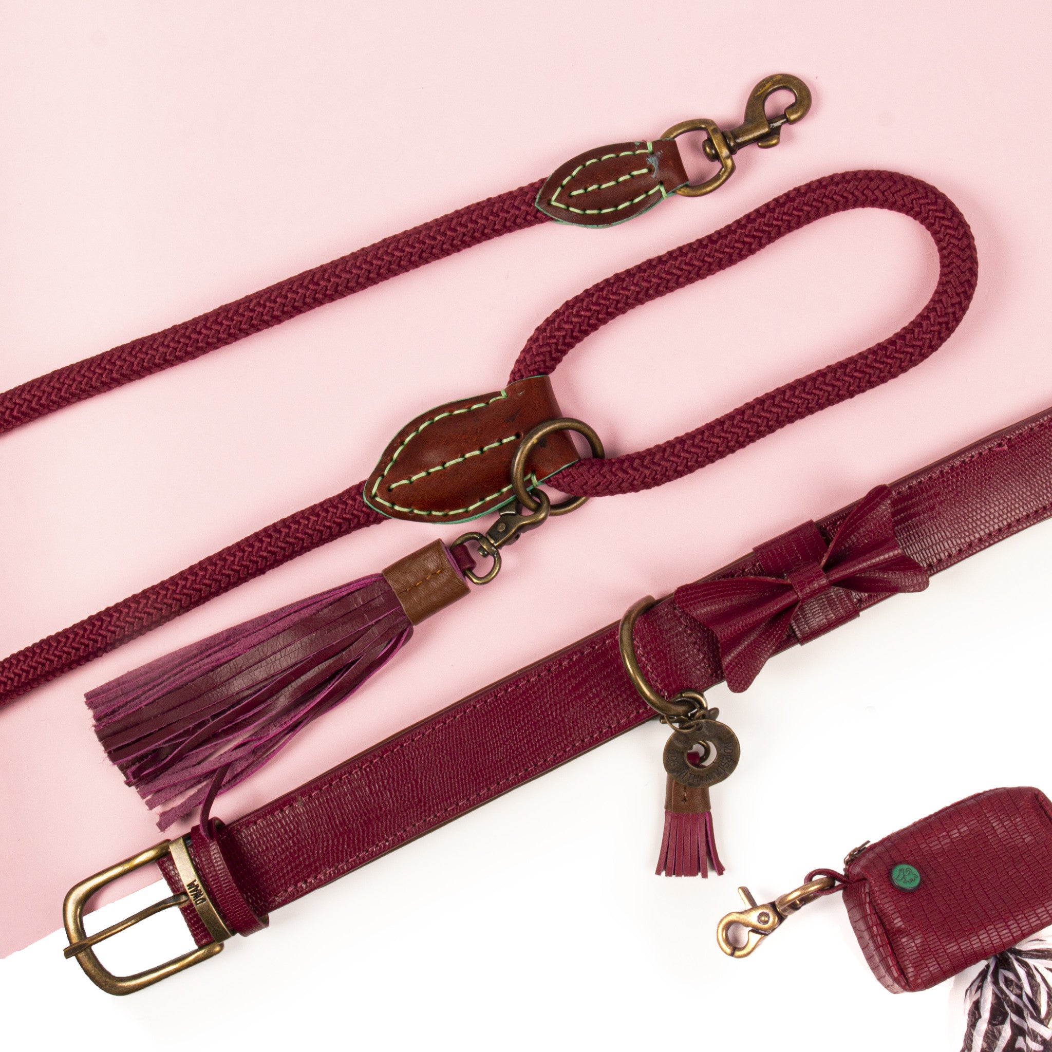 Dog with a Mission Bonnie Porta sacchetti cane pelle bordeaux