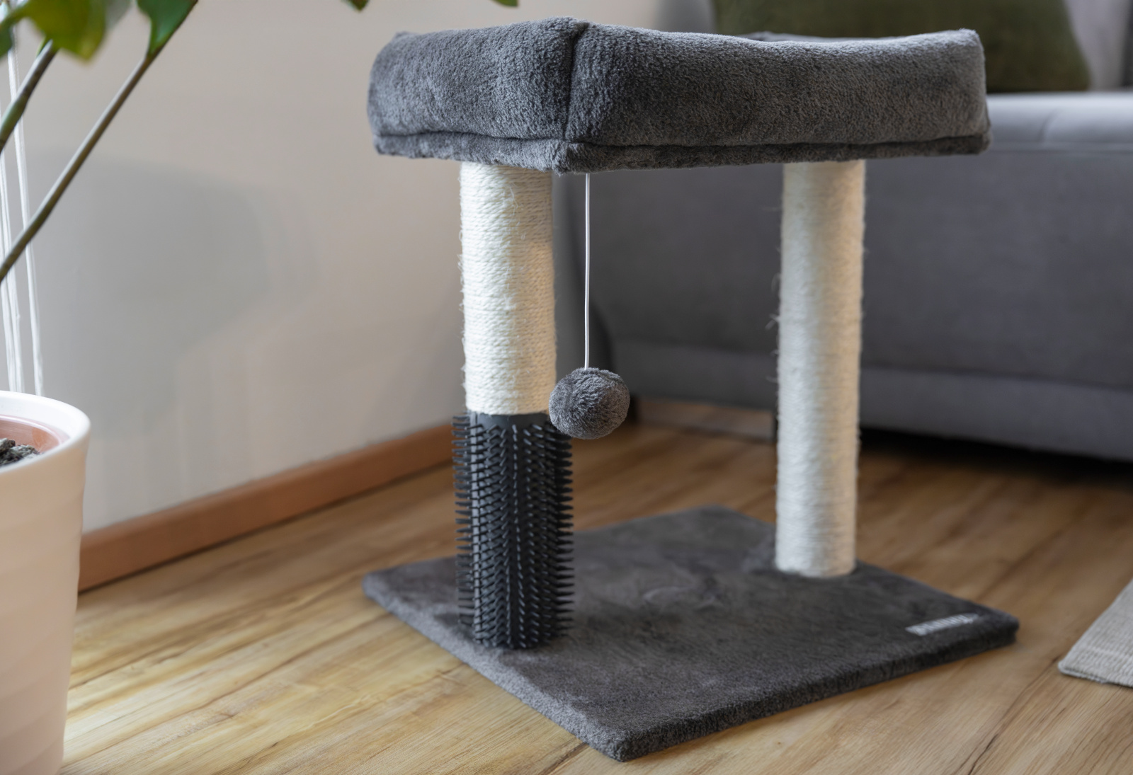 Kerbl Pet Rosi albero tiragraffi gatto con cuccia e pallina